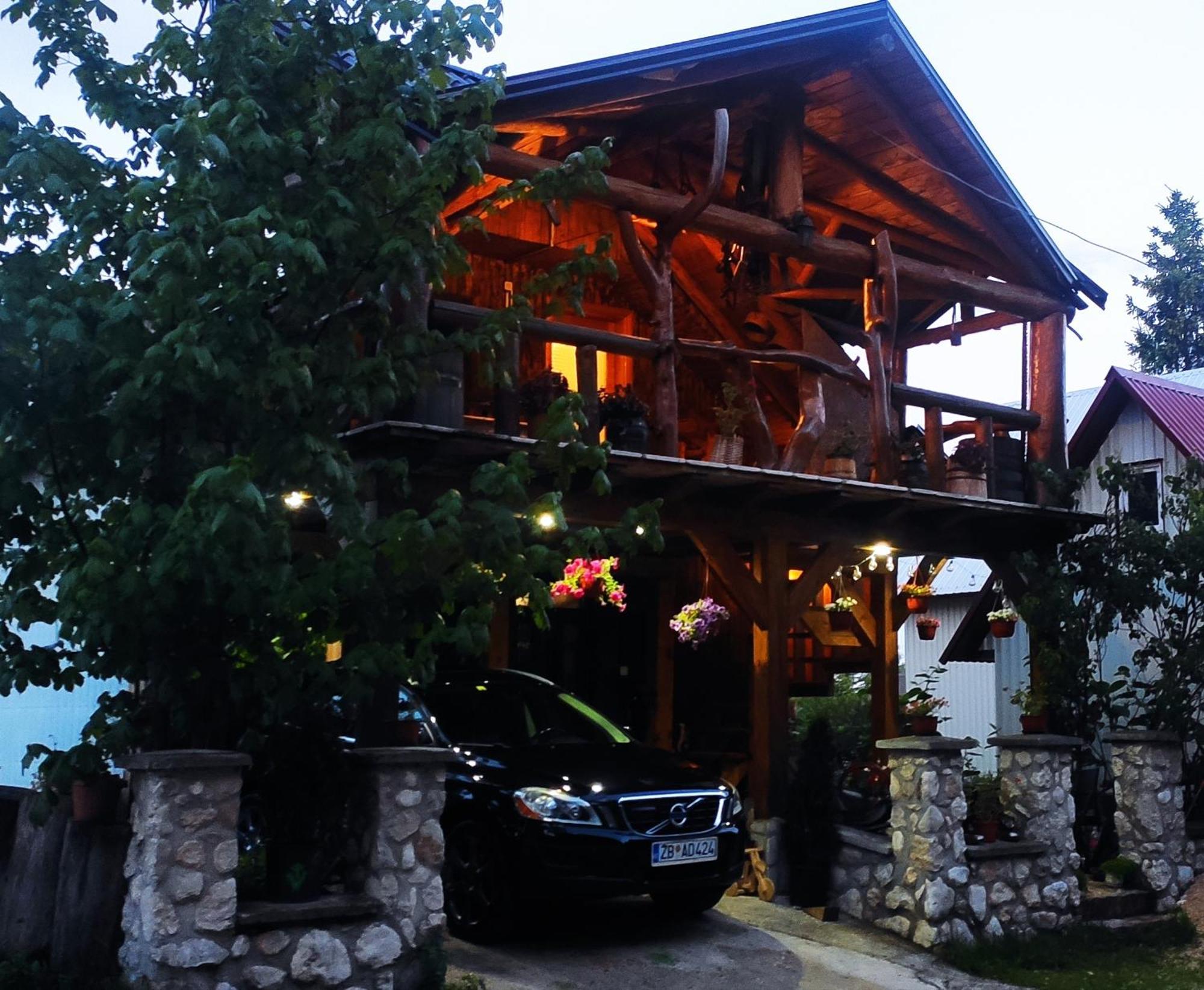Apartman Tosic *